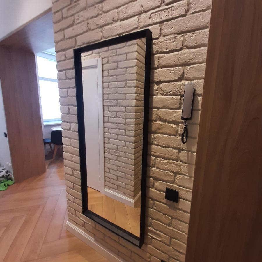 Простора І Вишукана Квартира В Самому Серці Львова Buitenkant foto